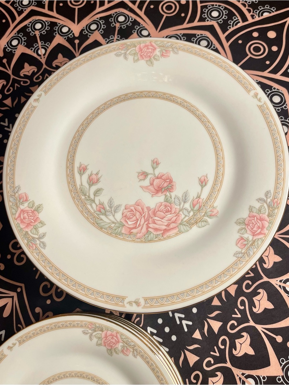 Vintage Porcelain Crown Ming "Christina" Fine China Dinner Plate and Salad Plate - Picture 3 of 7